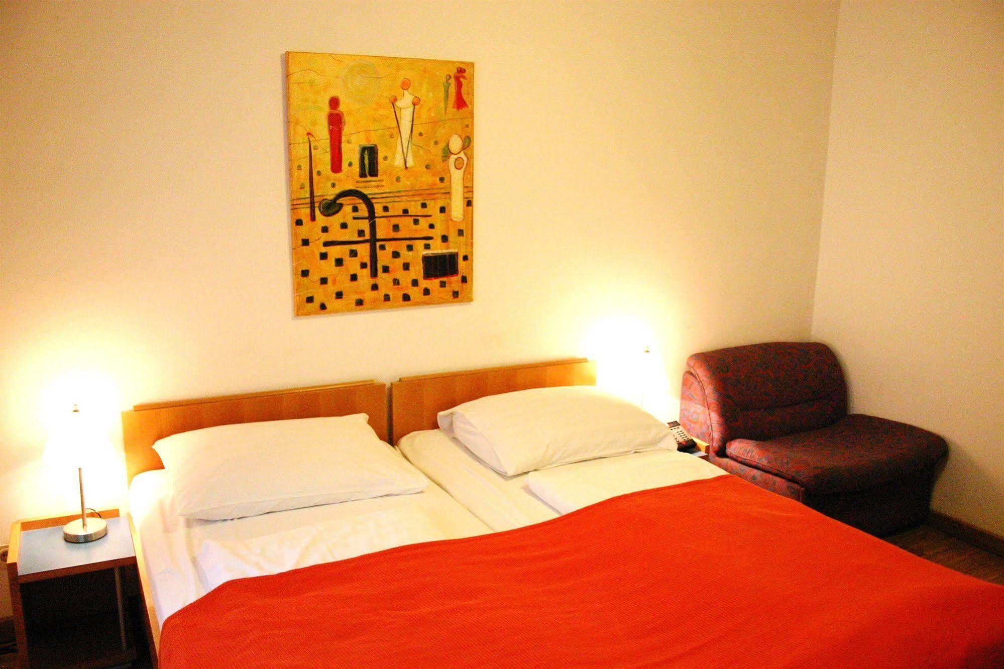 Korotan 3* Wien